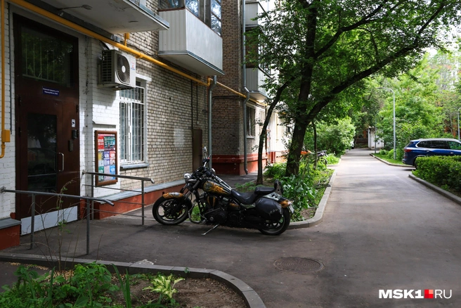 Мотоциклист попался на пьяном вождении и лишился байка | Источник: Артём Устюжанин / MSK1.RU