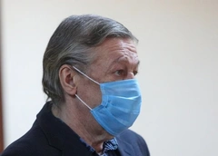 Баланда и сокамерники: первая ночь Михаила Ефремова в СИЗО