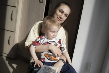 Федя со своей мамой | Источник: svetdeti.org