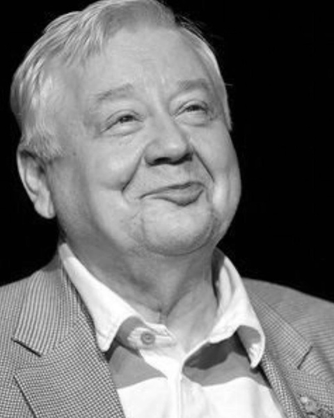 «Любимый Олег Павлович»: звезды, коллеги и семья вспоминают Табакова в день его 85-летия