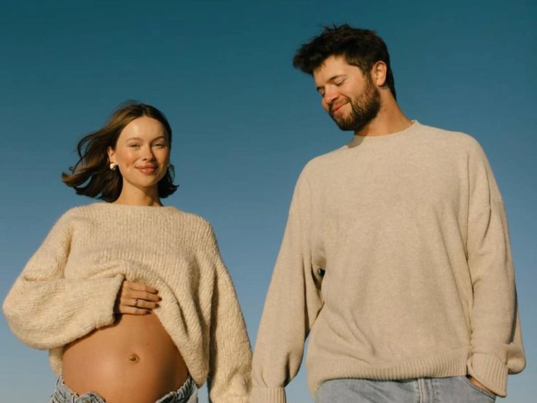 Можно ли замедлить биологические часы на самом деле | marieclaire.ru