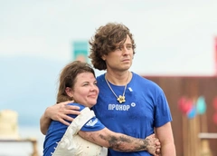 Жена Прохора Шаляпина приревновала его к Карине Нигай: «Ты можешь жамкать кого угодно, а я должна сидеть и молчать?!»