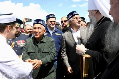 XVI Сельский Сабантуй открыли Мельниченко и Минниханов