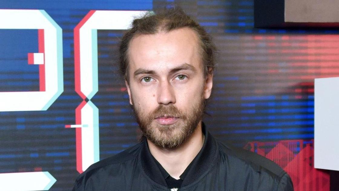 Роскошь, которая удивит даже фанатов хип-хопа: как выглядит квартира Децла, за которую его сын бьется с матерью