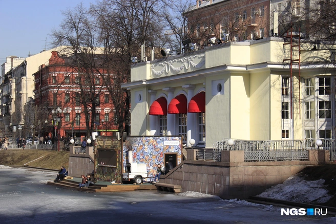 В прошлом году в районе Патриарших прудов закрылись 16 заведений  | Источник: Стас Соколов / NGS.RU