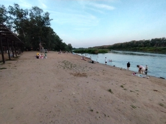 Фото сделано в день, когда утонула девочка | Источник: ОренСпас / t.me