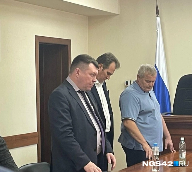 С самого начала мужчину защищали несколько адвокатов  | Источник: Лера Городецкая / NGS42.RU