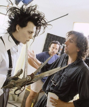 Фильму «Эдвард Руки-ножницы» — 35 лет: лучшие архивные кадры легендарной картины