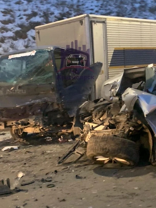 Причину выезда на встречку устанавливают инспекторы | Источник: vk.com / kraschp