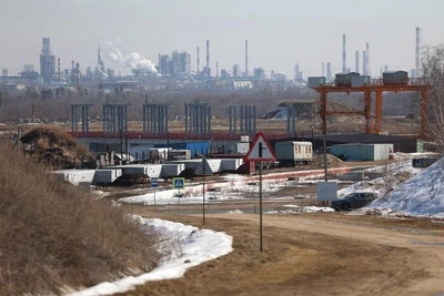 Сроки Красногорского гидроузла обсудили в Омске
