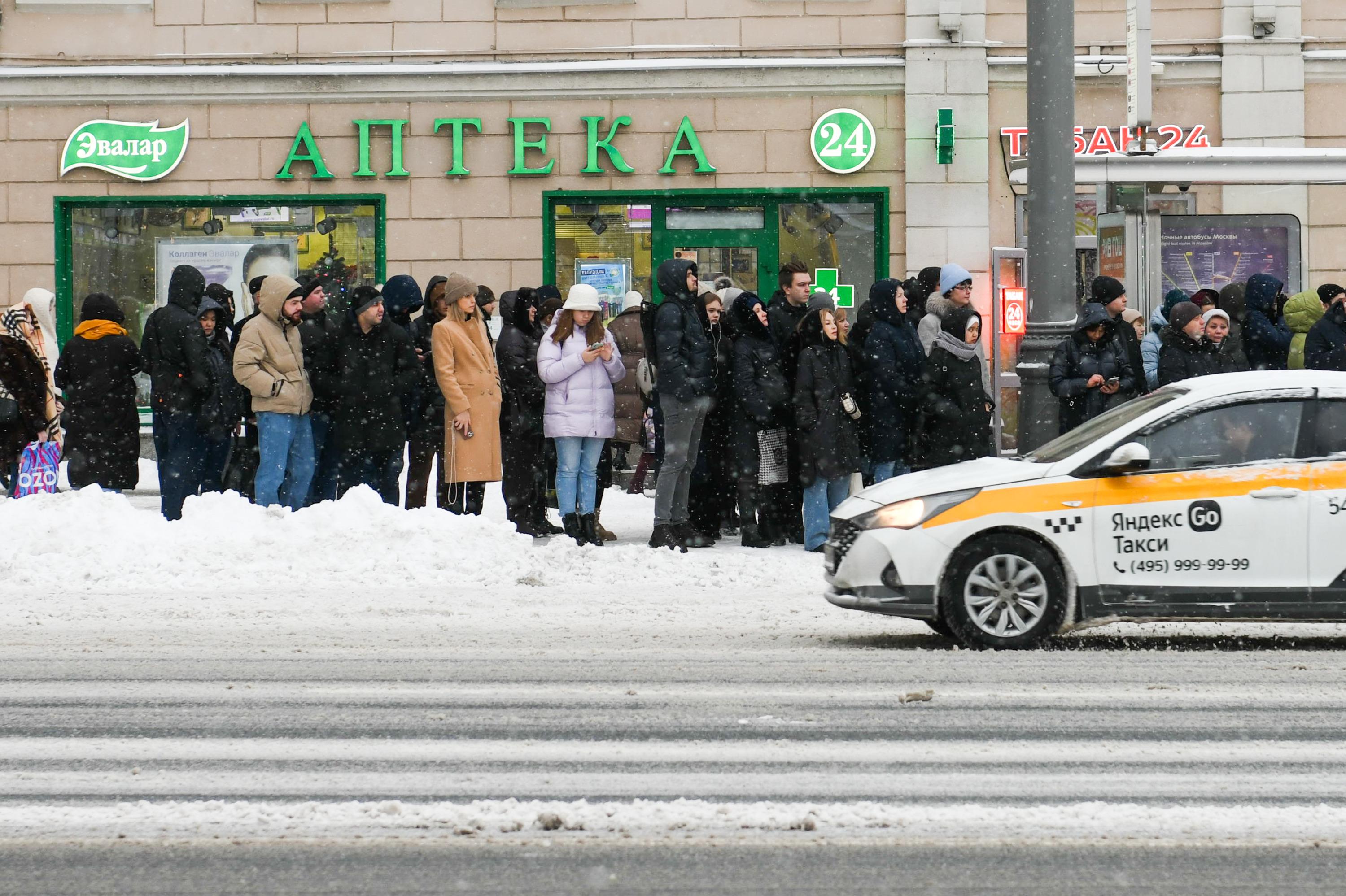 Высокие цены на такси Яндекс и Uber в Москве: жалобы жителей столицы и  мнение о том, где такси дешевле и лучше - 15 февраля 2023 - МСК1.ру