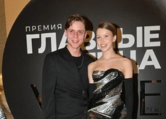 «У ребят своя химия»: Юлия Пересильд о Ване Дмитриенко, который встречается с ее 16-летней дочерью Анной