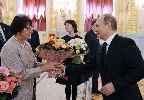 Владимир Путин вручил в Кремле госпремии | ya62.ru