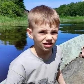 На маму Паши Тифитулина, которого задушил и утопил Петр Жилкин, возбудили уголовное дело — она может сесть на три года