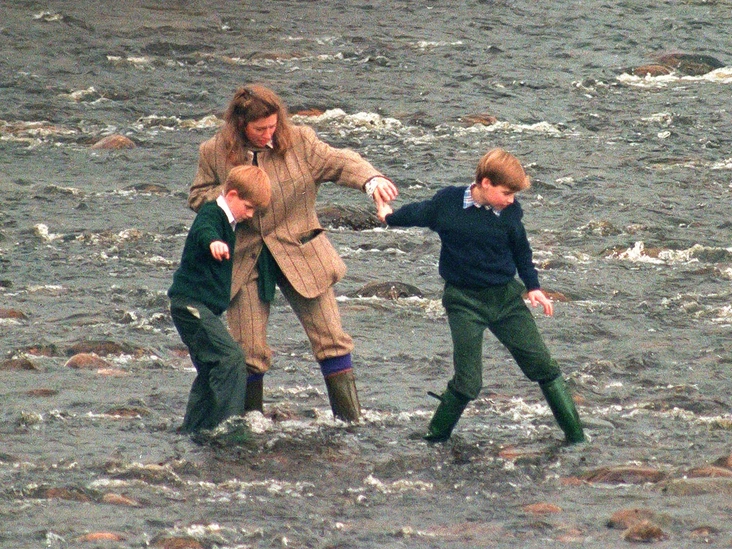 Принцы Гарри и Уильям с няней Тигги