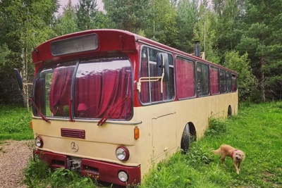 В Уфе продают автобус, переделанный в дом для жизни