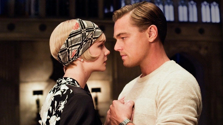 куда смотрит мужчина, когда вы ему нравитесь | Источник: кадр из фильма «Великий Гэтсби» (2013)