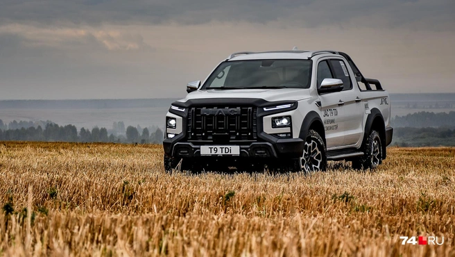 Для зимней езды есть электрофен, обогревающий салон | Источник: Артем Краснов