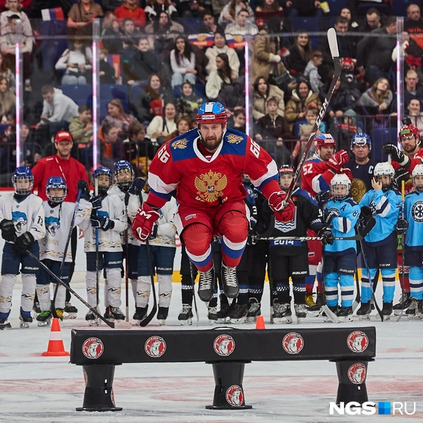 Перепрыгивание было одним из самых зрелищных конкурсов | Источник: Александр Ощепков / NGS.RU