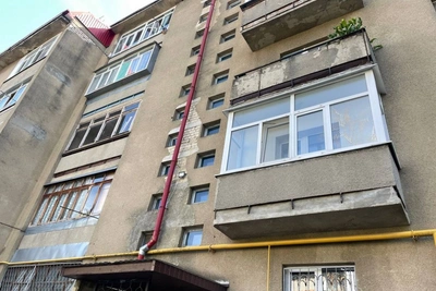 Суды отменяют остекление балконов из-за жалоб соседей