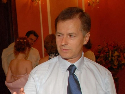 Курятник, построенный своими руками, пруд с осетрами: размеренная жизнь Игоря Ливанова в загородном доме