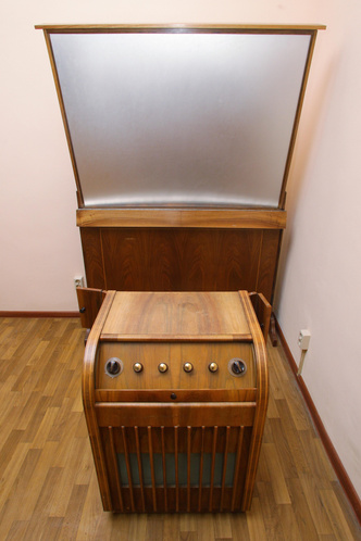 Первый плоский телевизор изобрели в СССР в 1957-м, и вот как он выглядел