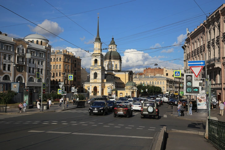 Архитектурные прогулки: Петербург «спонтанный». Часть первая