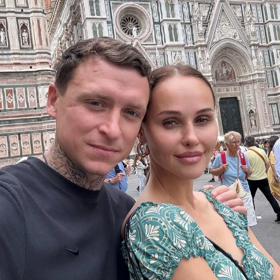 Жена Павла Мамаева про сравнения с куклой Чаки: «Я такая же красивая и могу „убивать“!»