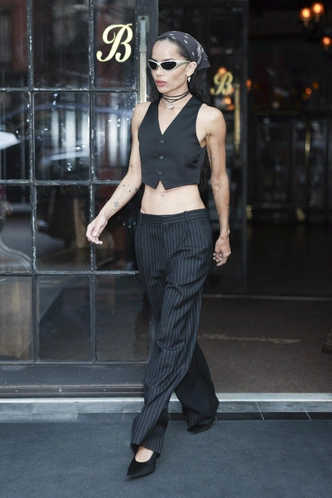 Черные брюки&nbsp;&mdash; снова база, но есть нюансы