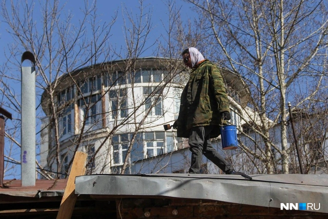 Город начали приводить в порядок после зимы | Источник: Наталья Бурухина / NN.RU