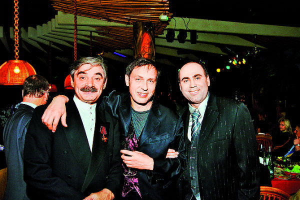 Первый сольный концерт в Кремле Николай отмечал в клубе «Тропикана» с Пригожиным и Панкратовым-Черным, 2000 год