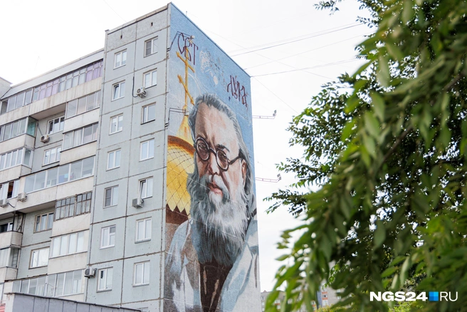 С такого ракурса врач может подглядывать за учебой студентов-медиков | Источник: Артем Ленц / NGS24.RU