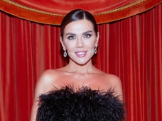 «Ни с каким футболистом я не встречаюсь. Это носки сына!»: Анна Седокова открещивается от романа с женатым