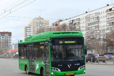 Подрезавшая машина вызвала экстренное торможение автобуса