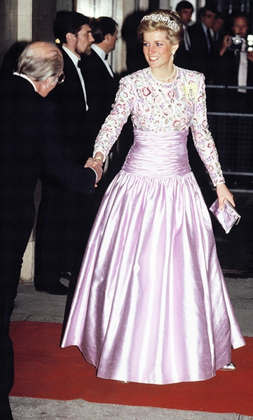 После банкета в отеле Кларидж в Лондоне, 1989 г.