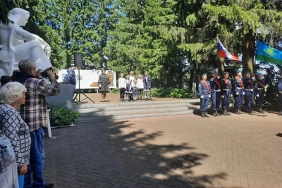 В Юхновском округе почтили память жертв авиакатастрофы 1969 года