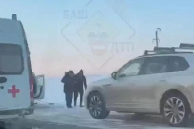 Массовое ДТП под Уфой: машину выкинуло на встречку