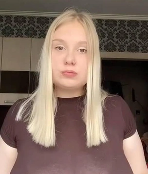 Петербурженку Ирину Коломиец посчитал слишком сексуальной даже Instagram* (фото)