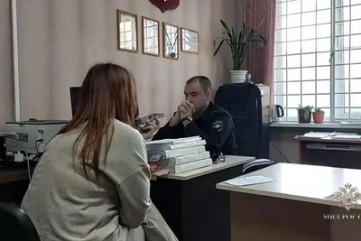 Бывшую жену отца пострадавшего мальчика судят за кражу денег