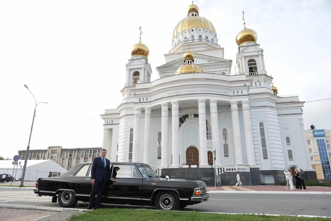 Легендарную «Чайку» собрали на Горьковском автозаводе | Источник: Глеб Никитин / Telegram