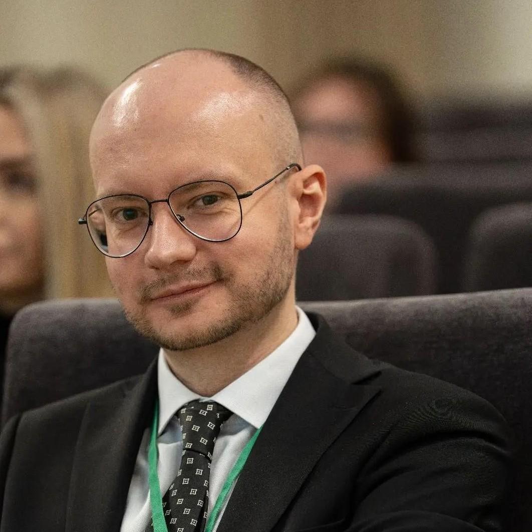 <p>Виталий Фомичев </p>