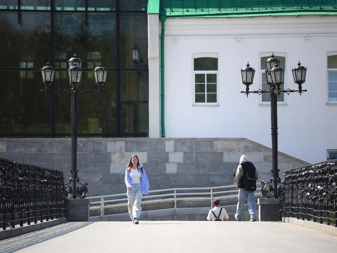 Гулять в такую погоду — одно удовольствие | Источник: Владислав Лоншаков / E1.RU