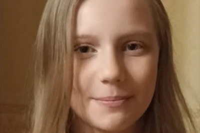 Дочка маминой подруги: 13-летняя Алиса Теплякова стала дипломированным педагогом-психологом