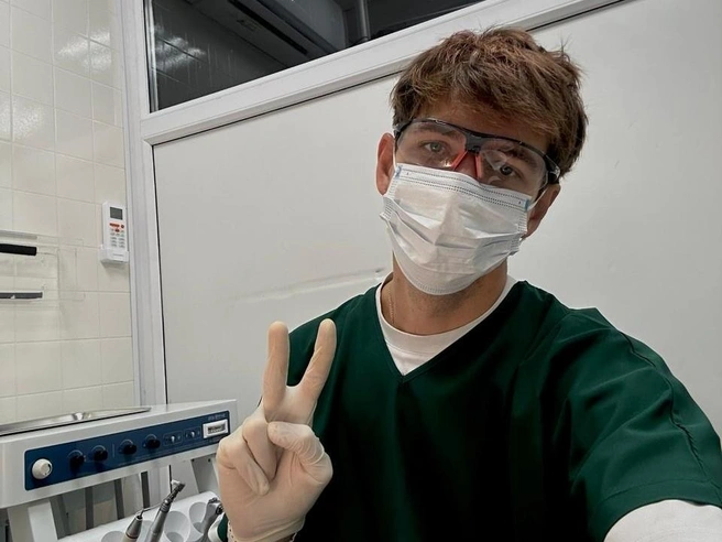 Илья Мартышенко — ветеринар-стоматолог и челюстно-лицевой хирург | Источник: Илья Мартышенко