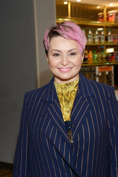 Шура довольно тепло относится к исполнительнице