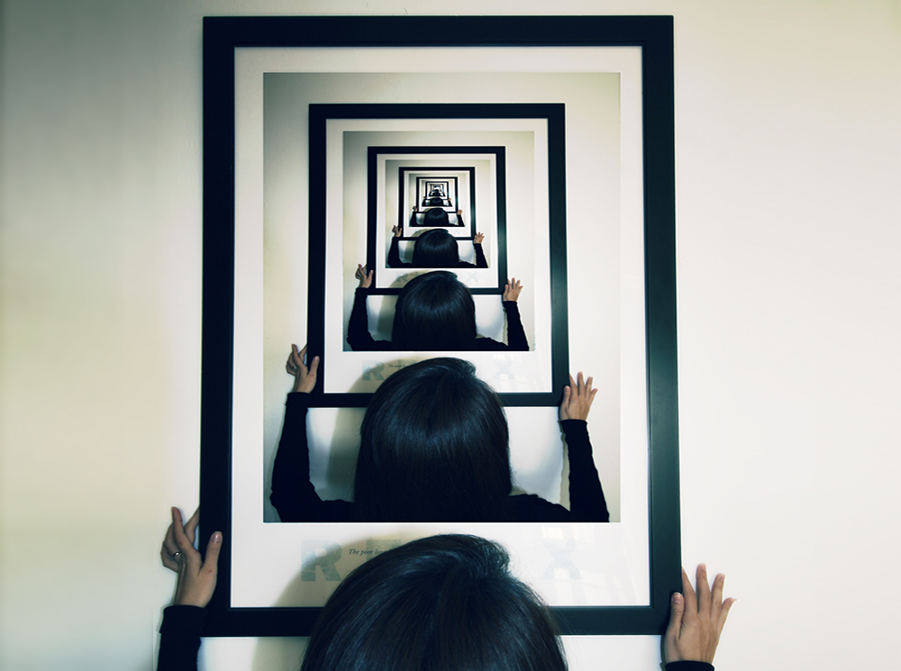 Что такое дежавю: 8 интересных теорий | marieclaire.ru