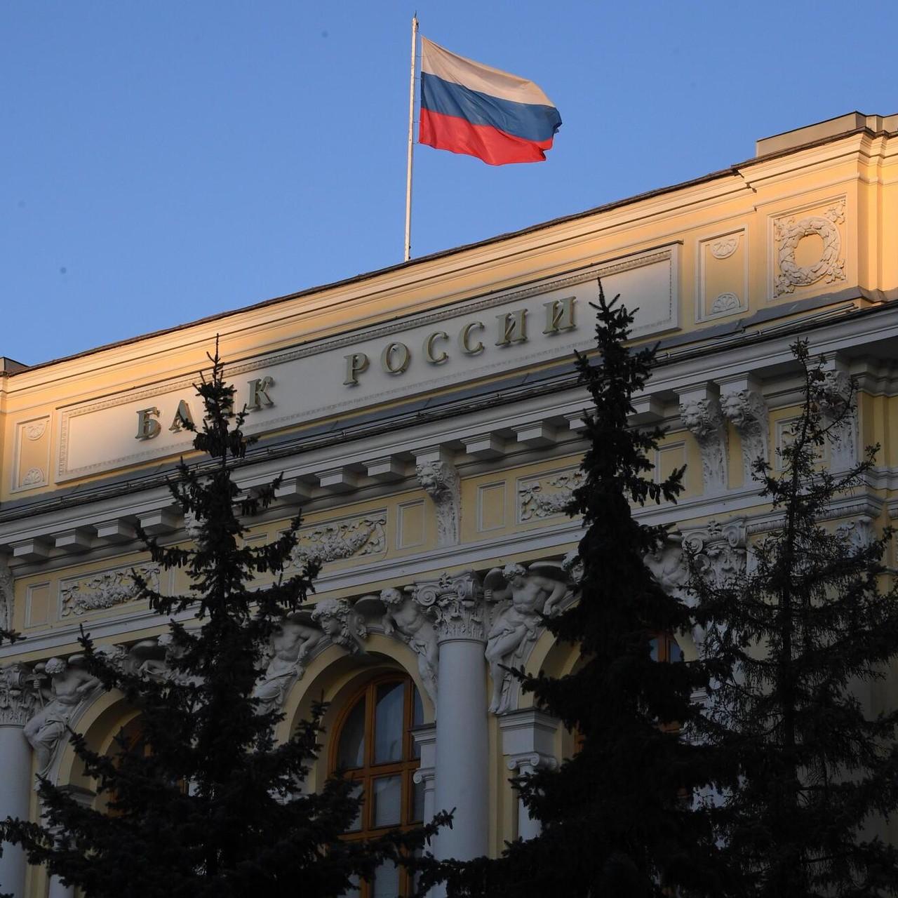 Как изменится семейная ипотека с 1 октября и сколько составит МРОТ в 2027 году