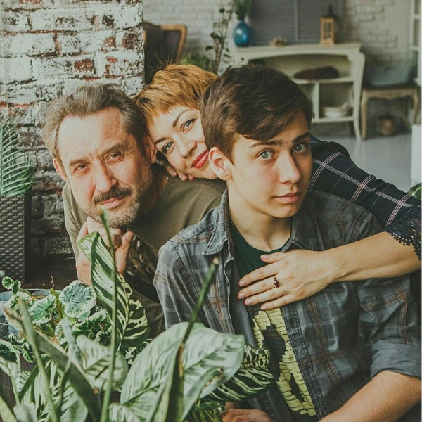 Сергей и Ирина Усольцевы с Даниилом