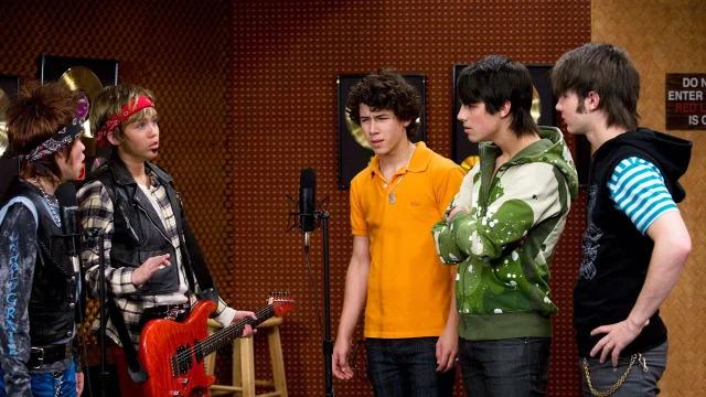 Три богатыря Disney: история успеха Jonas Brothers и их сказочной личной жизни