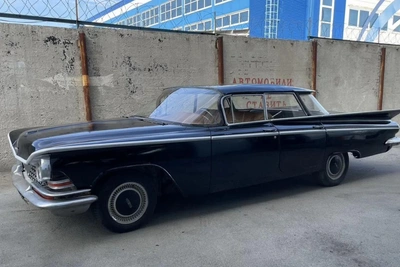 Buick Electra 1959 года продают за 2 млн в Новосибирске